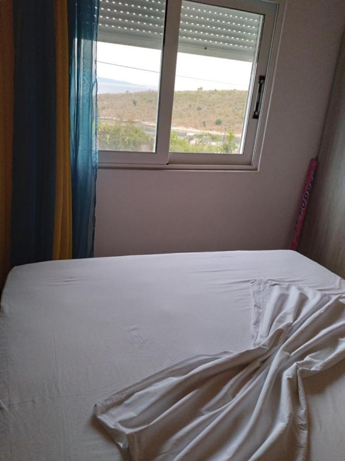 Condo Rooms Sarandë 외부 사진