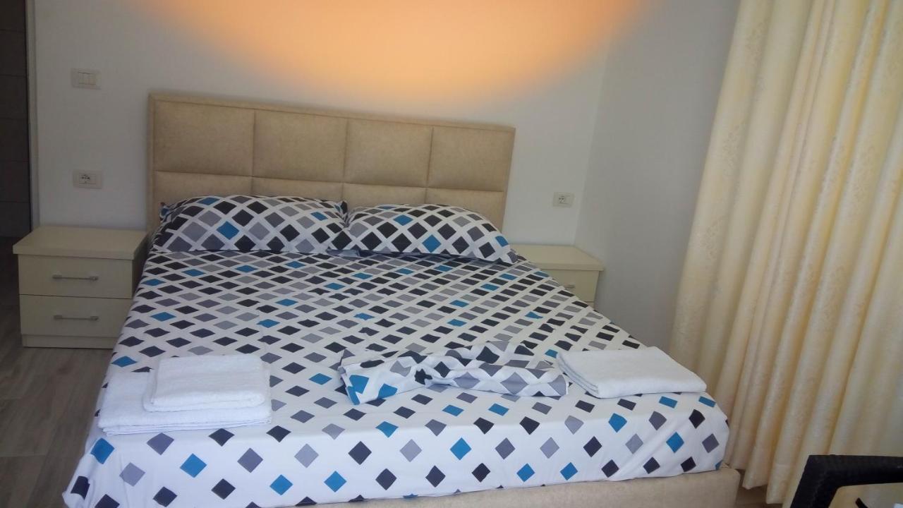 Condo Rooms Sarandë 외부 사진