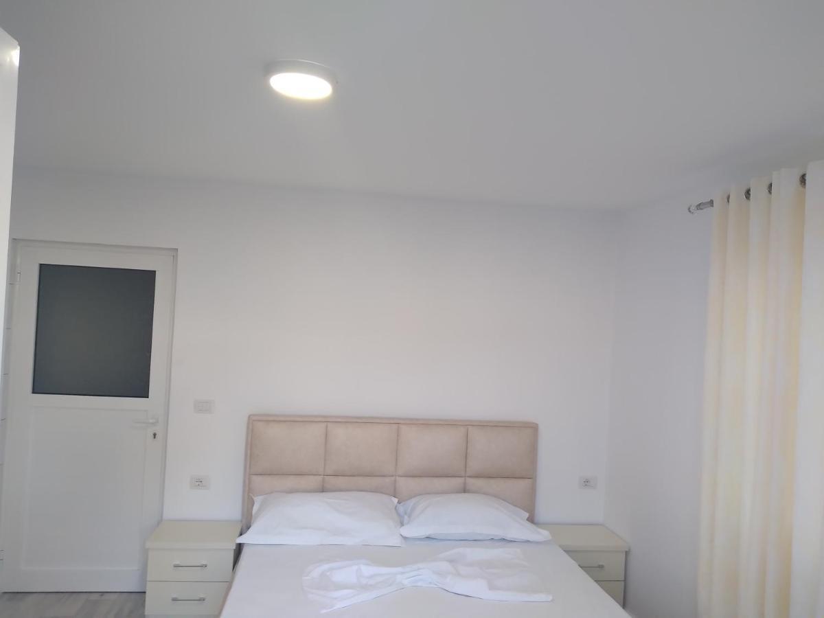 Condo Rooms Sarandë 외부 사진